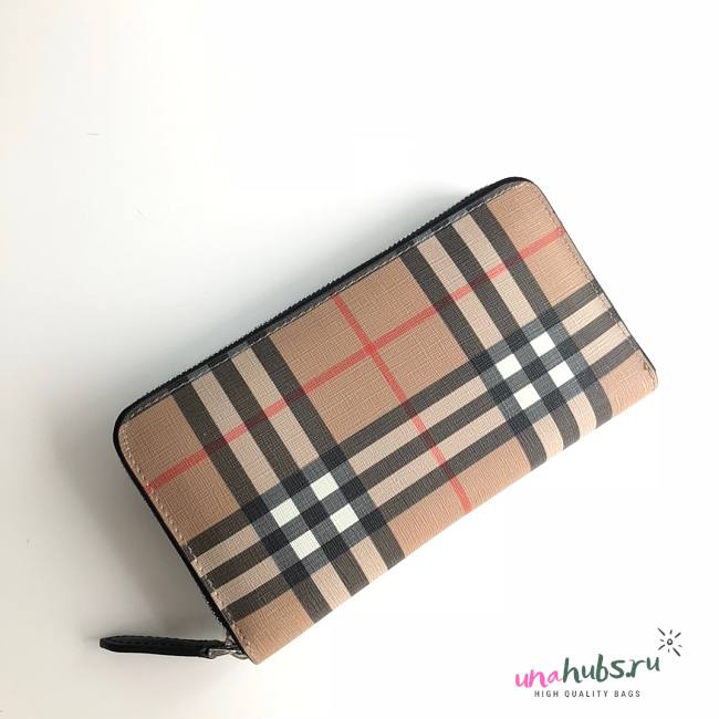 Burberry long wallet  - 1