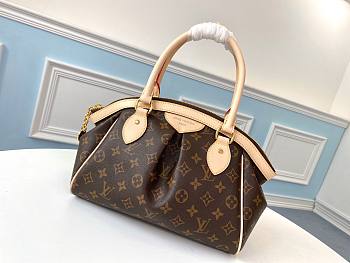 Louis Vuitton tivoli GM hand bag 