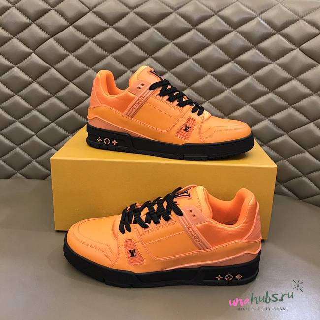 Louis Vuitton shoes in orange - 1