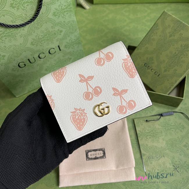 Gucci White Leather Card Case Wallet - 1