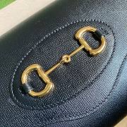 Gucci Horsebit 1955 small bag in GG Supreme in black - 5