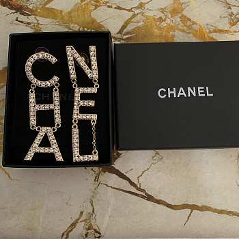 Chanel earings - Chanel logo 