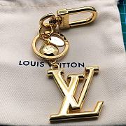 Louis Vuitton gold key chain  - 1