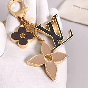 Louis Vuitton gold key chain 02 - 4