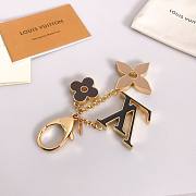 Louis Vuitton gold key chain 02 - 3