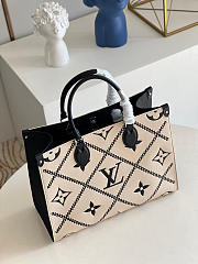 LV OnTheGo MM Monogram Empreinte Leather M45595 - 5