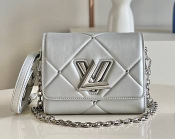 Louis Vuitton Twist MM Epi Silver Leather 