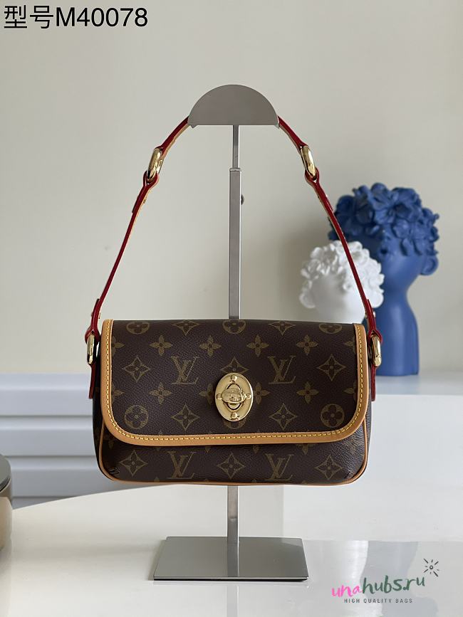 Louis Vuitton shoulder bag  - 1