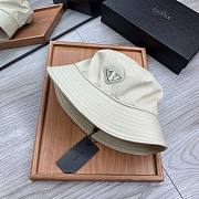 Prada cream round hat - 5