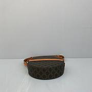 Celine round shoulder bag  - 4