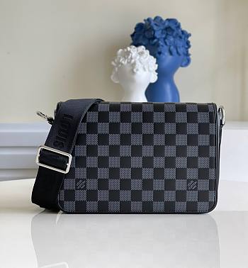 LV Messenger Damier Infini N50007