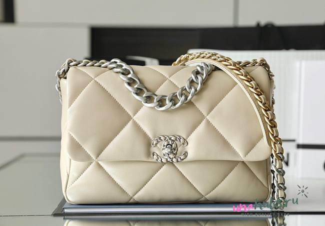 Chanel silver flap cream bag 19 large size - 1