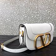 VALENTINO Garavani Medium White Shoulder Bag - 5