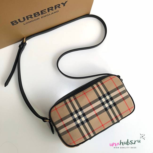 Burberry Vintage shoulder bag  - 1