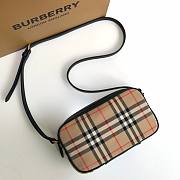 Burberry Vintage shoulder bag  - 1