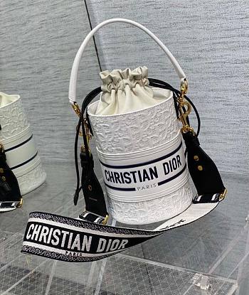 Dior vibe bucket white bag