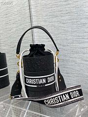 Dior vibe bucket black bag - 2