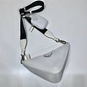 Prada Triangle Leather shoulder bag - 6