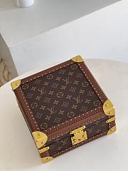 Louis Vuitton Coffret Joaillerie Monogram Jewelry Box M20040 - 4