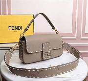 Fendi Baguette white leather medium brown trap bag - 4