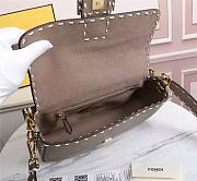 Fendi Baguette white leather medium brown trap bag - 3