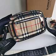 Burberry B crossbody bag - 2