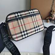 Burberry B crossbody bag - 3