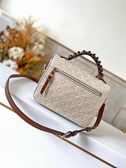 Louis Vuitton Monogram Empreinte Pochette Metis M43941 White - 4