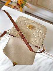 Louis Vuitton Monogram Empreinte Pochette Metis M43941 White - 5