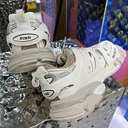 Balenciaga Track 2 Sneakers White / Cream - 6