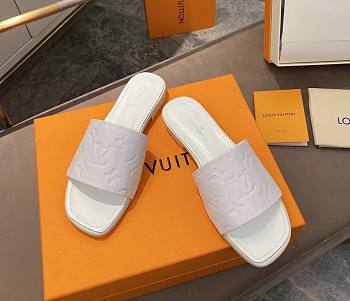 Louis Vuitton white slippers 002