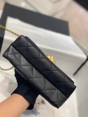 Chanel new 2022 flap bag - 4