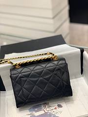 Chanel new 2022 flap bag - 5