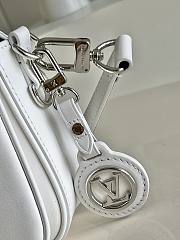 Louis Vuitton Swing 2022 white M20393  - 5