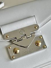 Louis Vuitton Swing 2022 white M20393  - 6