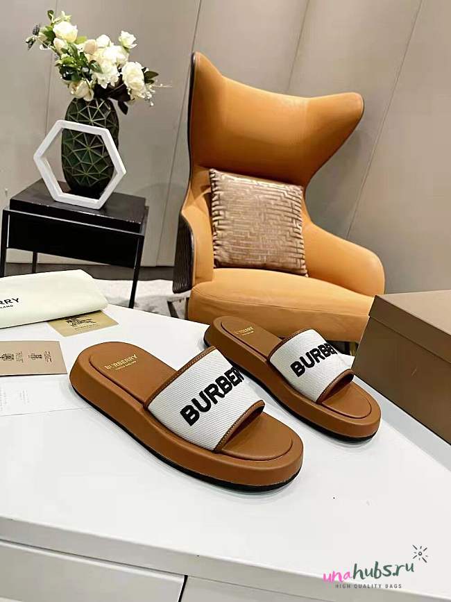 Burberry slippers 003 - 1