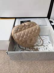 Chanel New Heart Shaped Bag AS2060  - 6