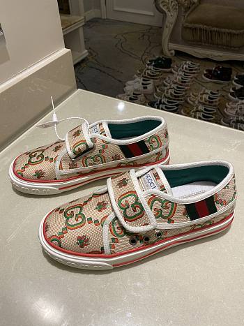Gucci shoes new 