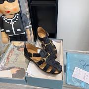 Gucci sandals in black - 3