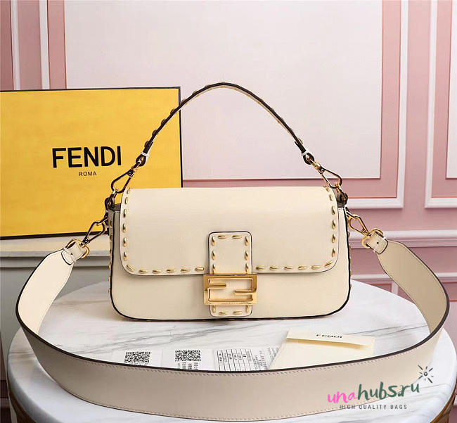 Fendi Baguette white leather medium white trap bag  - 1