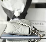 Chanel 19 flap bag Grey - silver hardware - 4