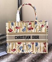 Dior Book Tote Small Floral 36cm - 1