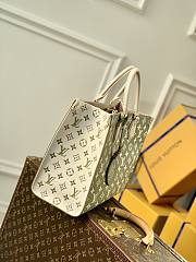 Louis Vuitton Onthego MM Khaki Green/ White Bag - 2