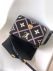 Louis Vuitton Pochette Metis Empreinte M46028 - 5