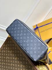 Louis Vuitton Saumur Men Tote Bag M45914 - 3