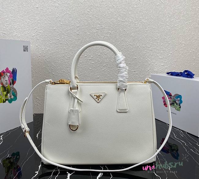 Prada galleria medium 3973 - 1