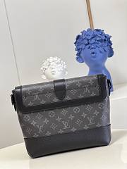 Louis Vuitton Saumur Messenger Bag - 6