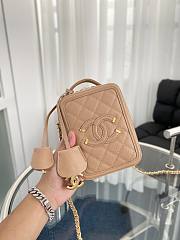 Chanel vanity phone case beige - 4