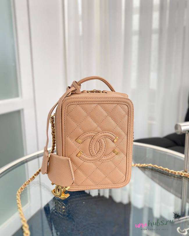 Chanel vanity phone case beige - 1