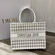 Dior book gold tone embroidery tote 36cm - 1